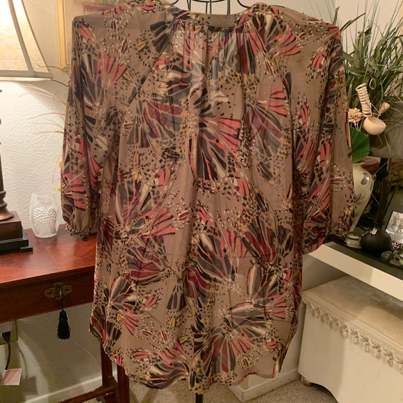 Elle Top - Picture 4 of 8